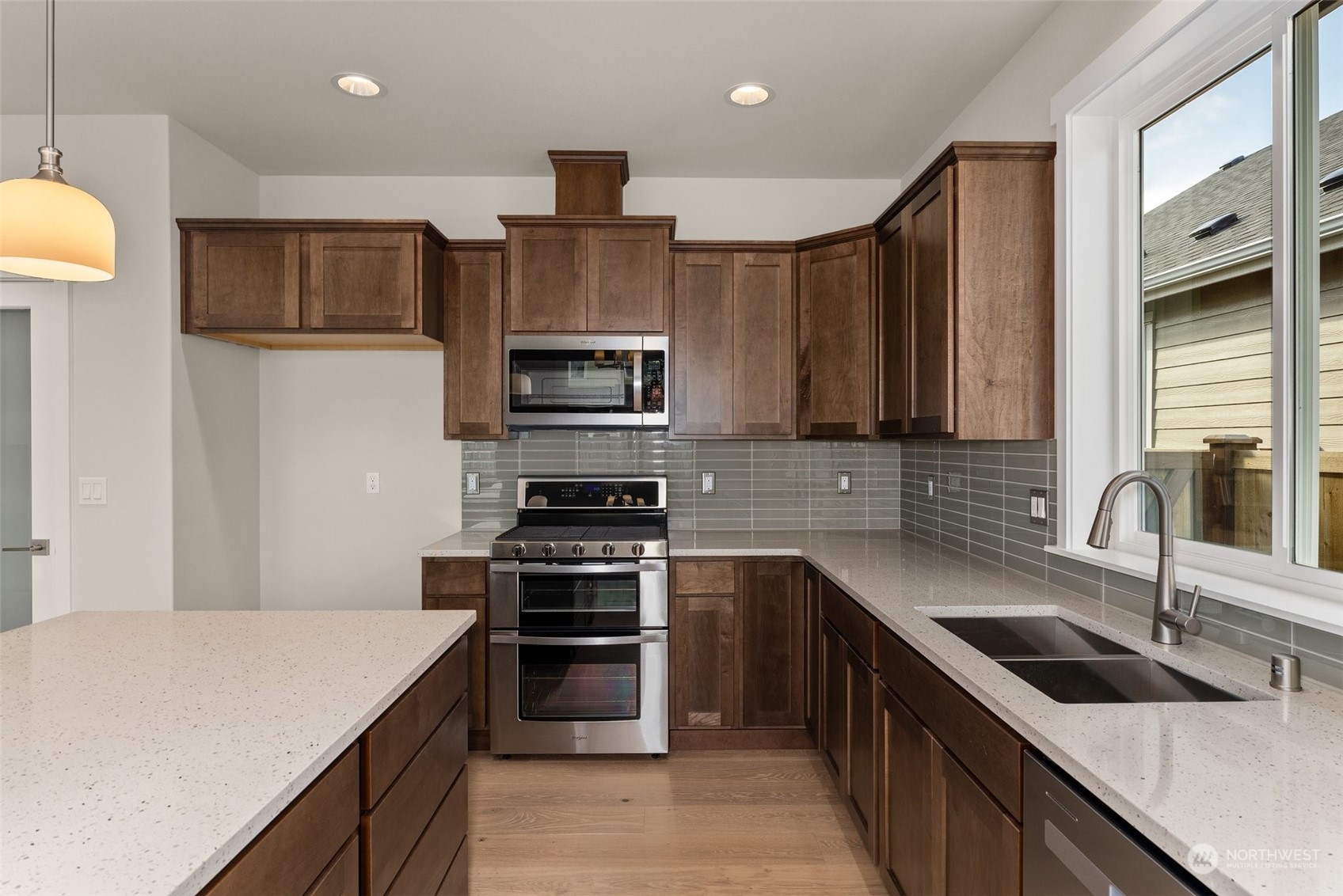 property viewer photo 17