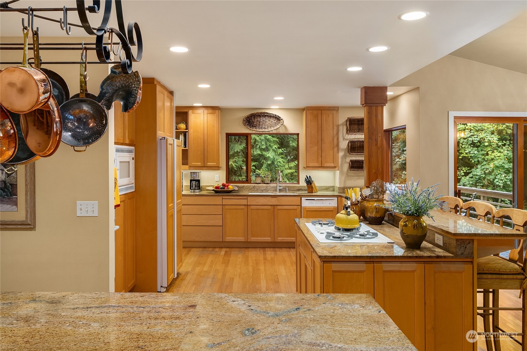 property viewer photo 13