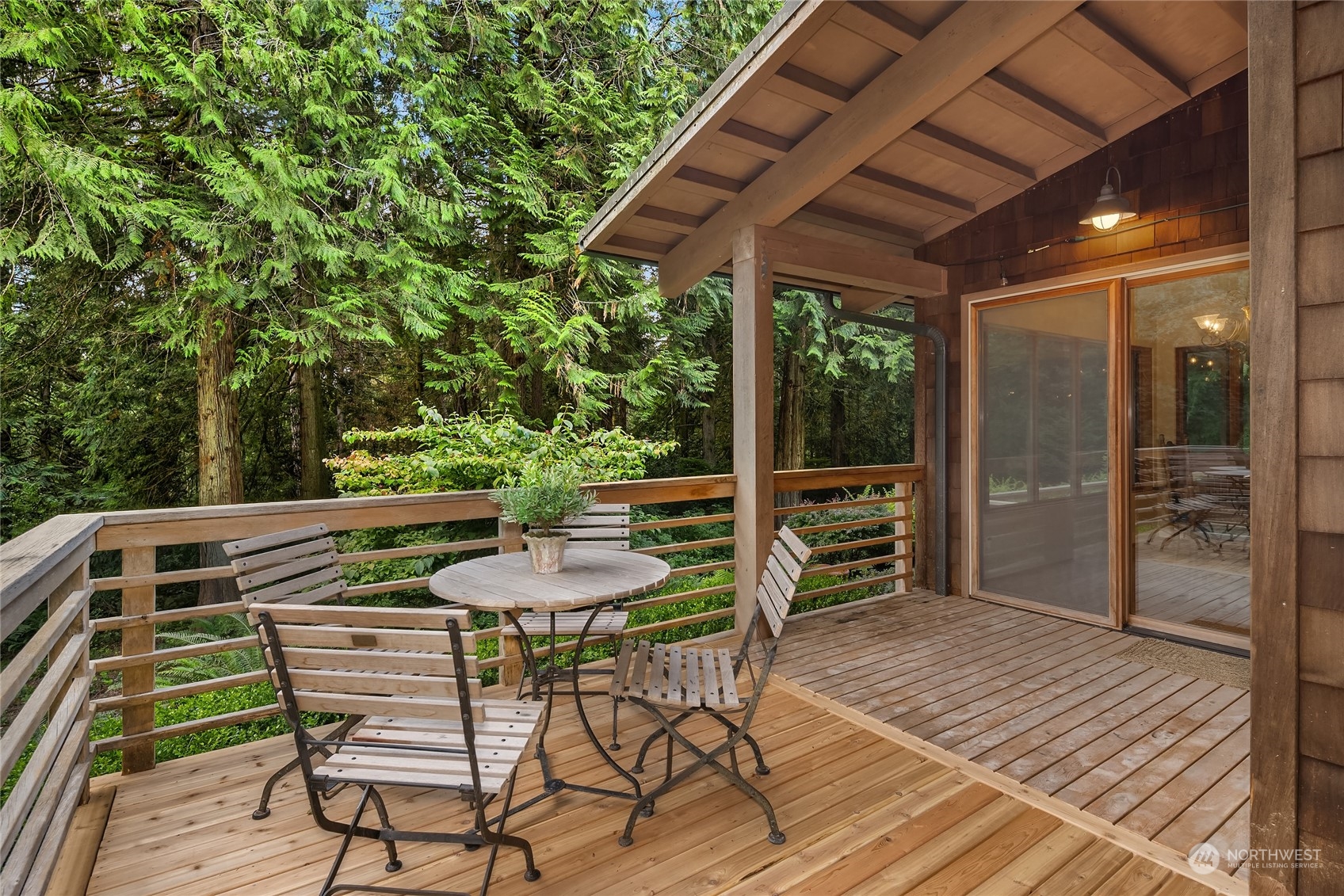property viewer photo 18