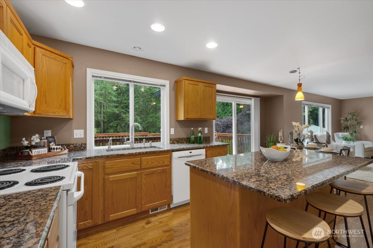 property viewer photo 13