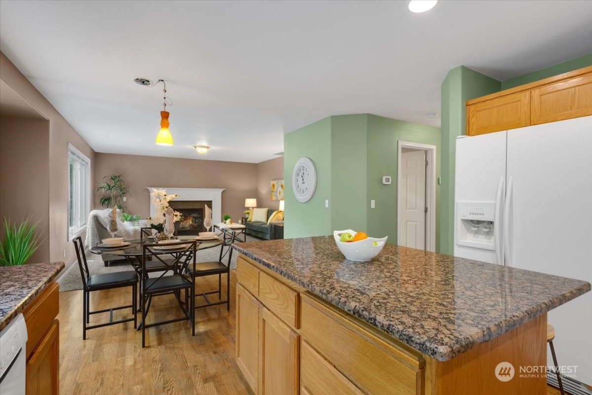 property viewer photo 15