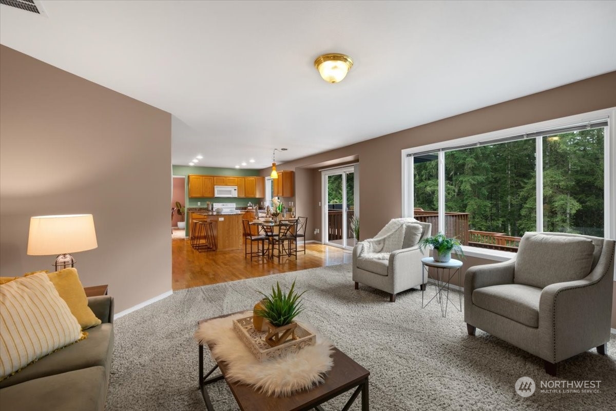 property viewer photo 18