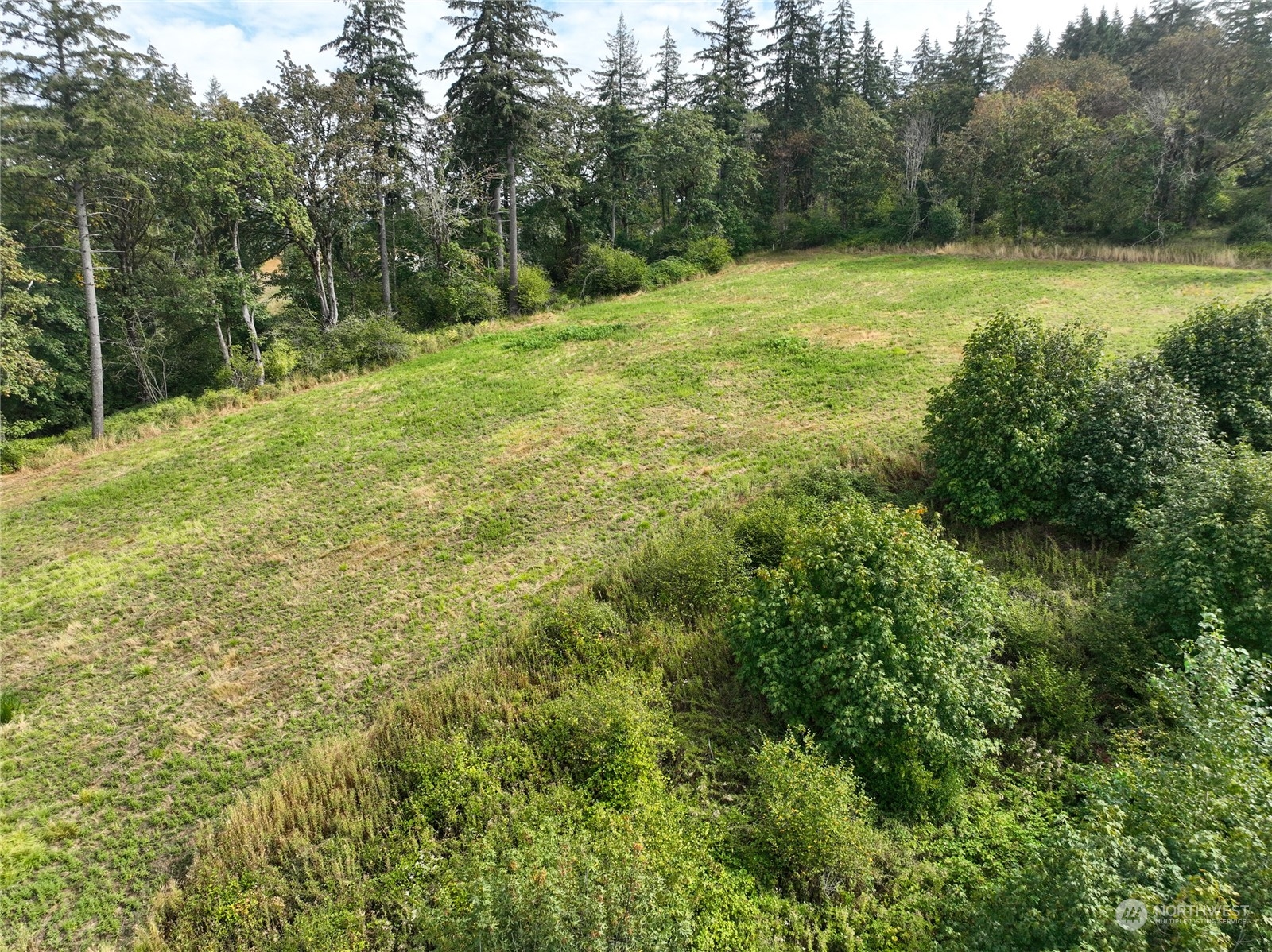 property viewer photo 6