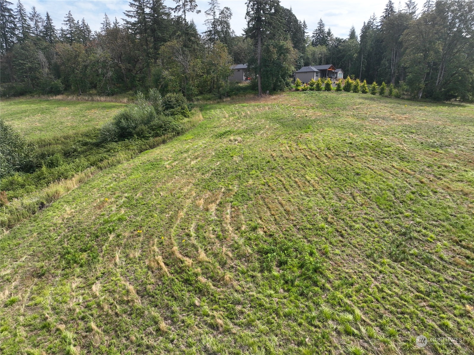 property viewer photo 8