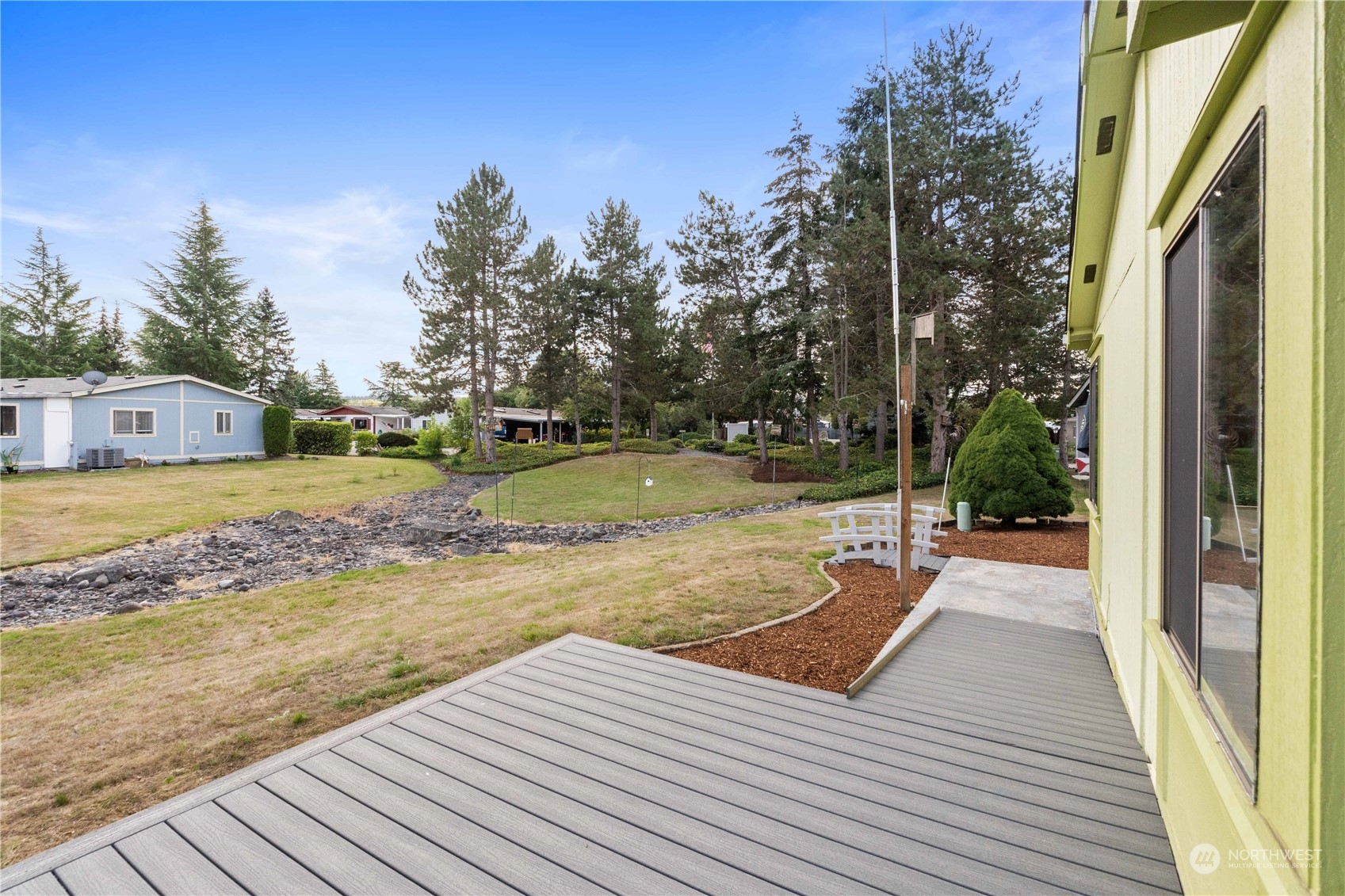 property viewer photo 30