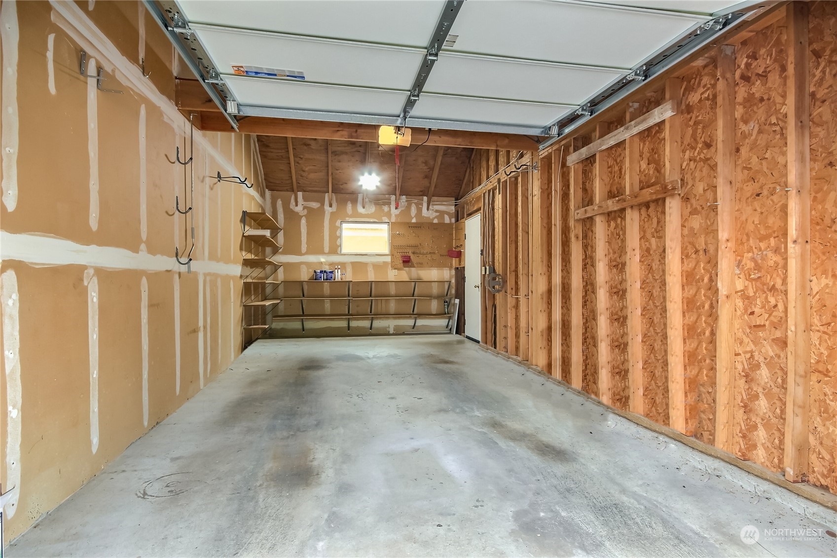 property viewer photo 23