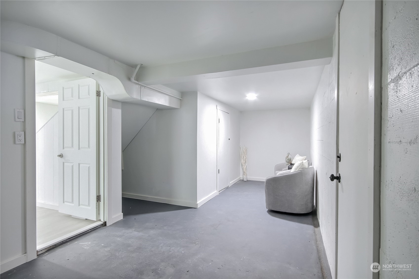 property viewer photo 17
