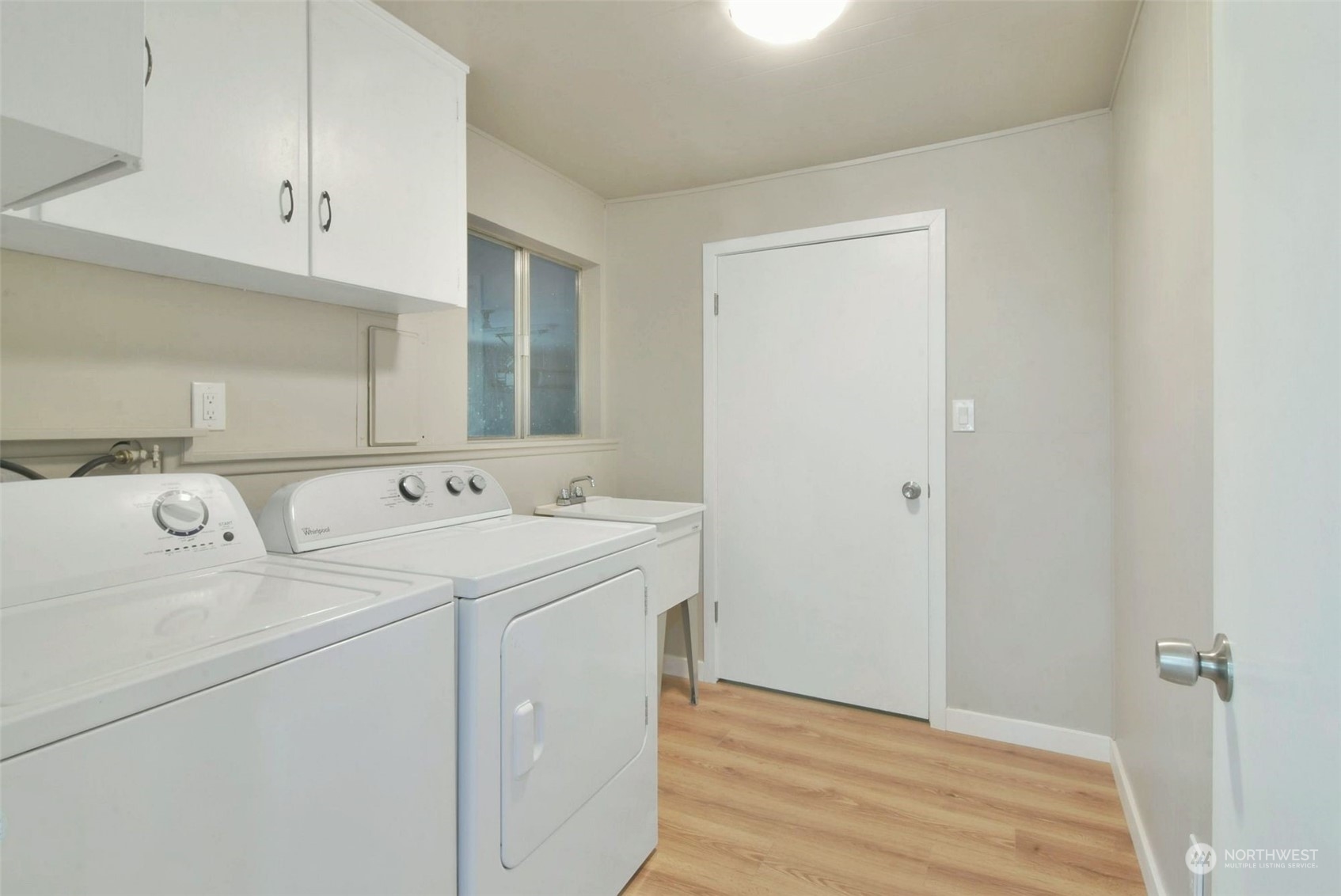 property viewer photo 22