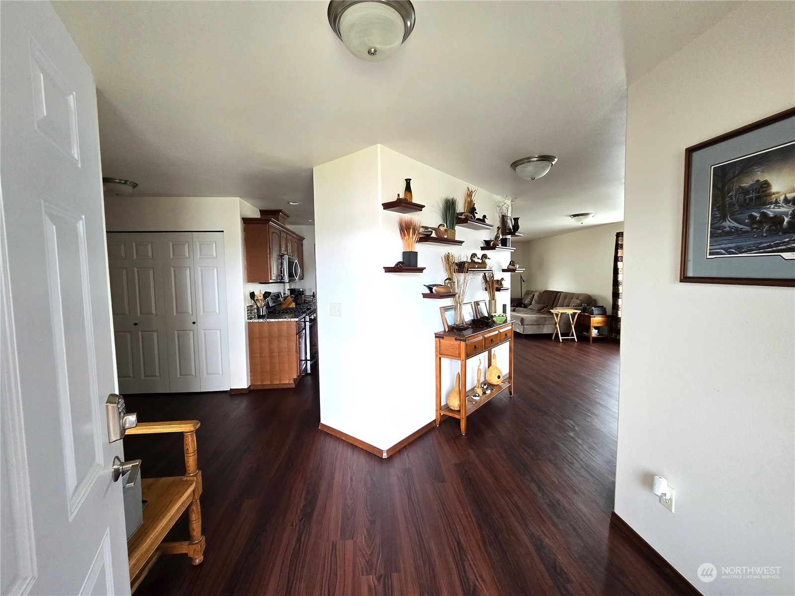 property viewer photo 1