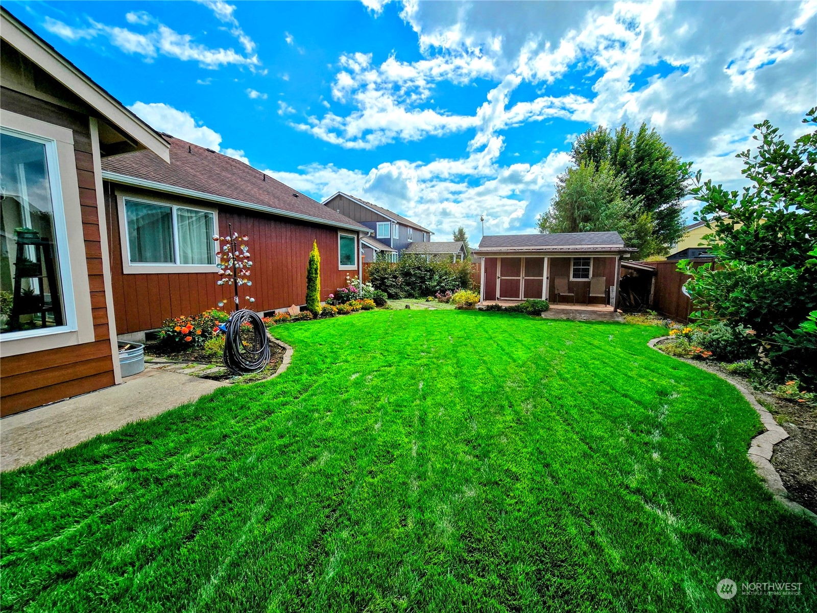 property viewer photo 24
