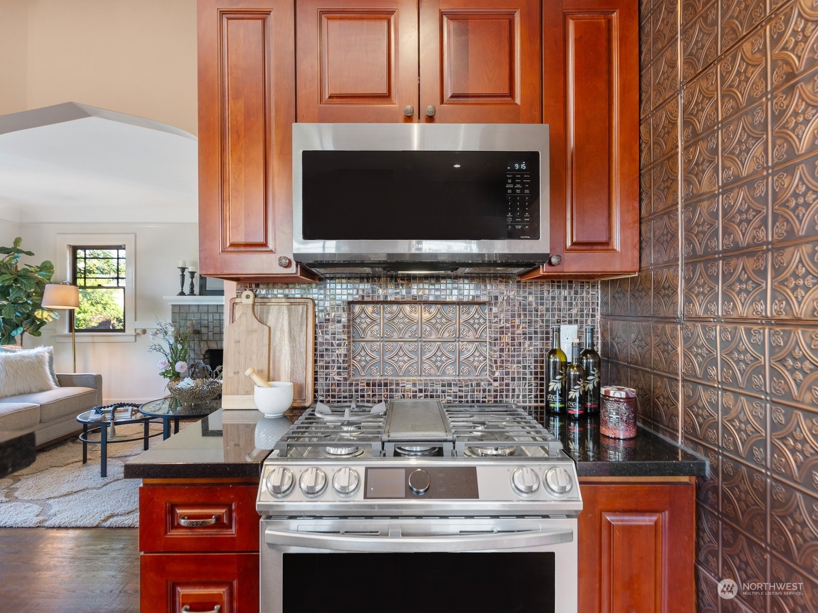 property viewer photo 12