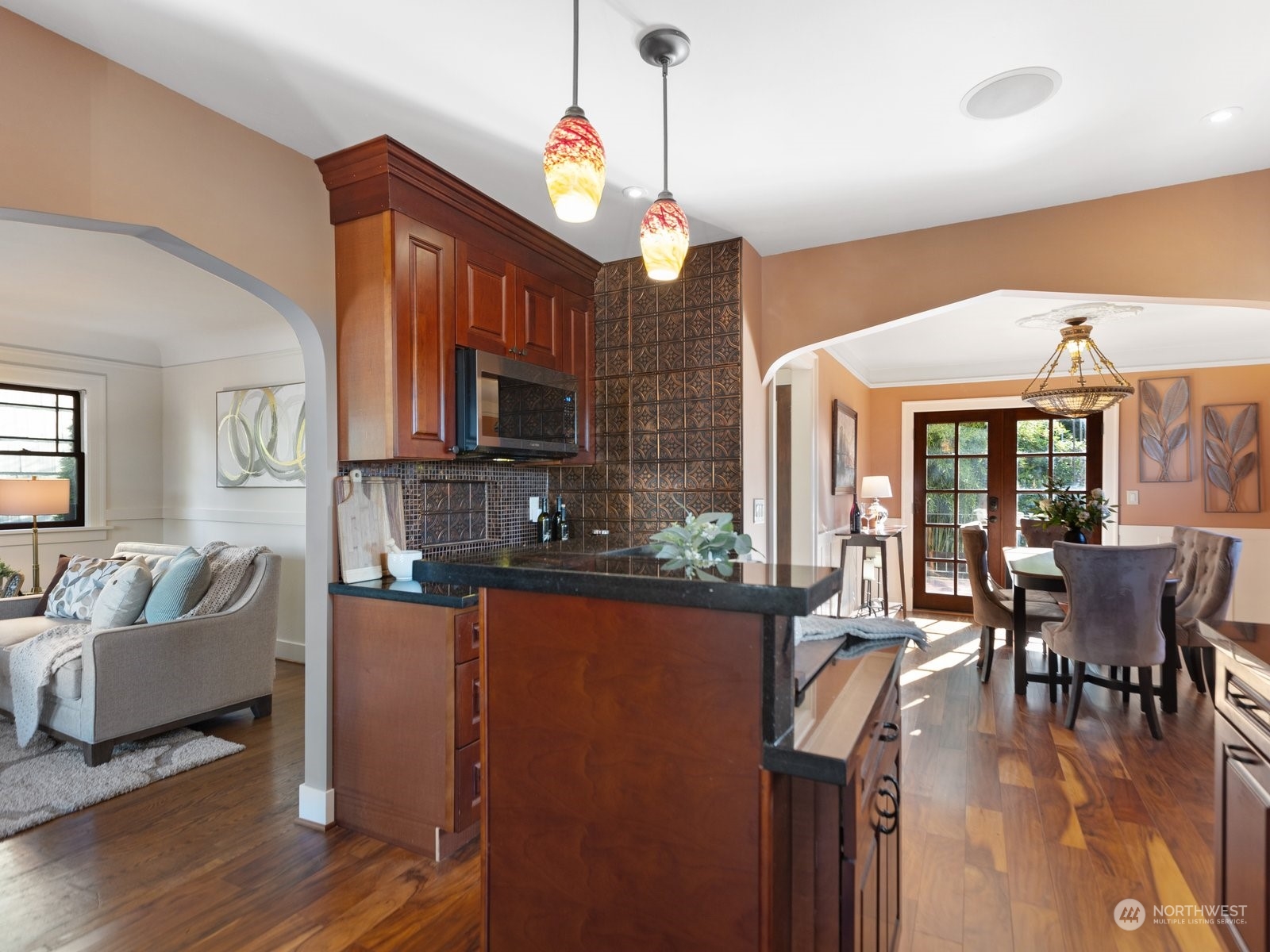 property viewer photo 13