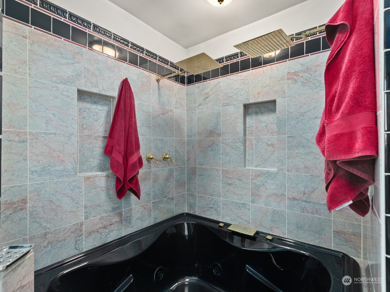 property viewer photo 25