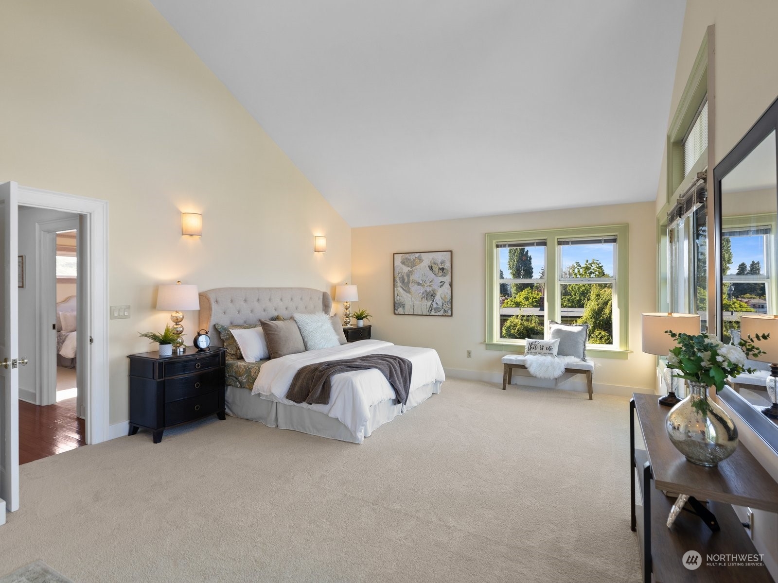 property viewer photo 27