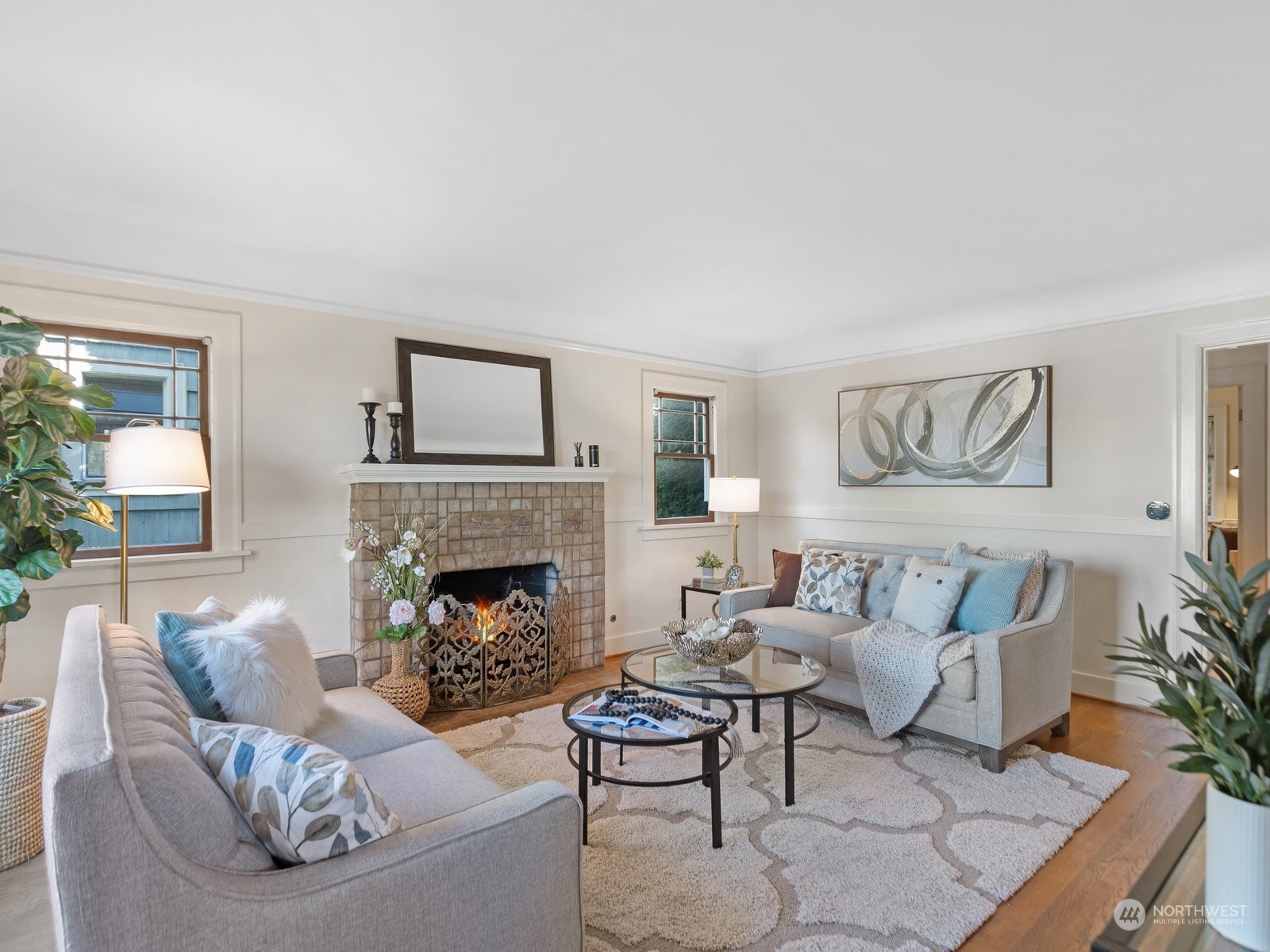 property viewer photo 4