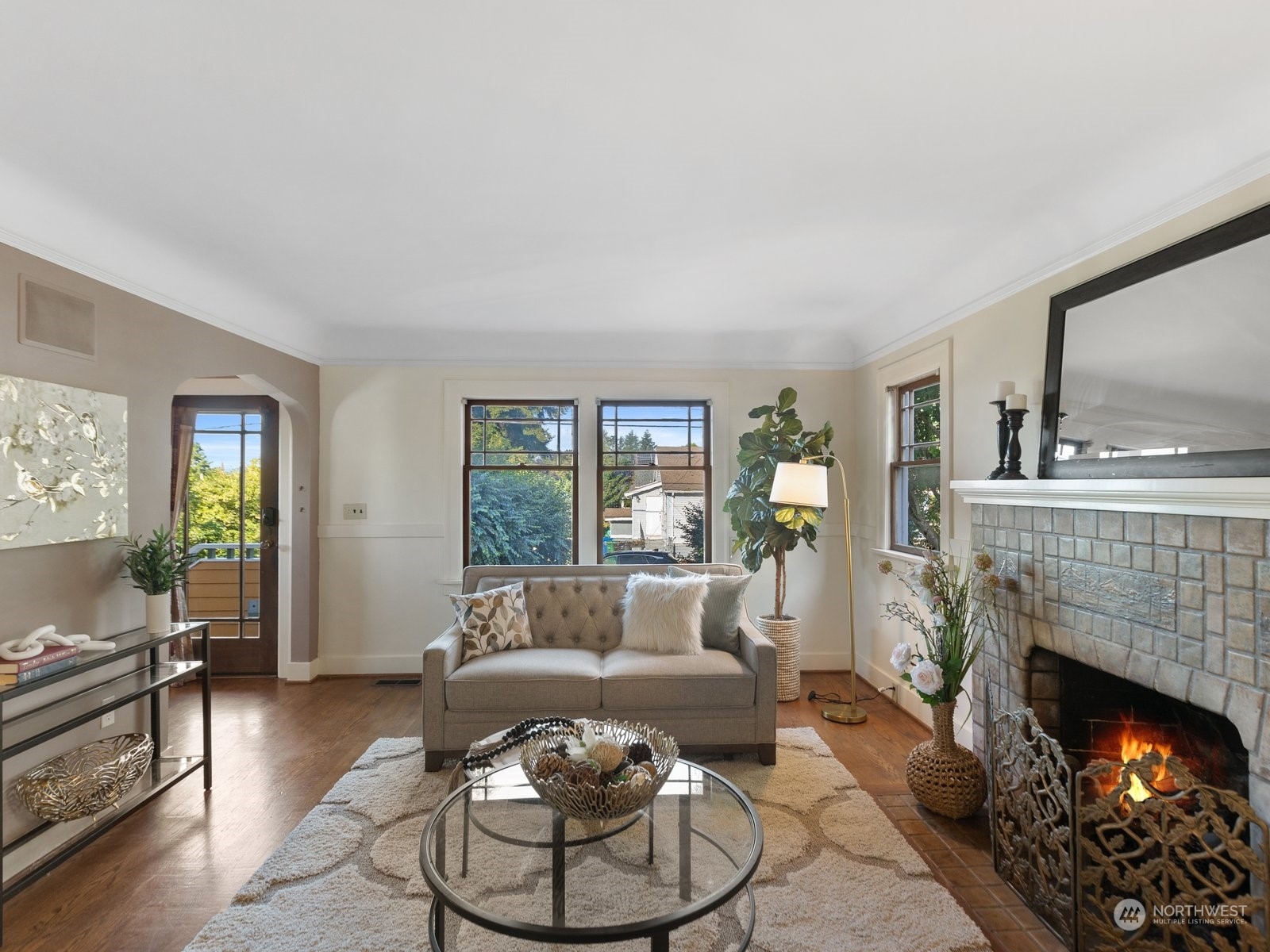 property viewer photo 7
