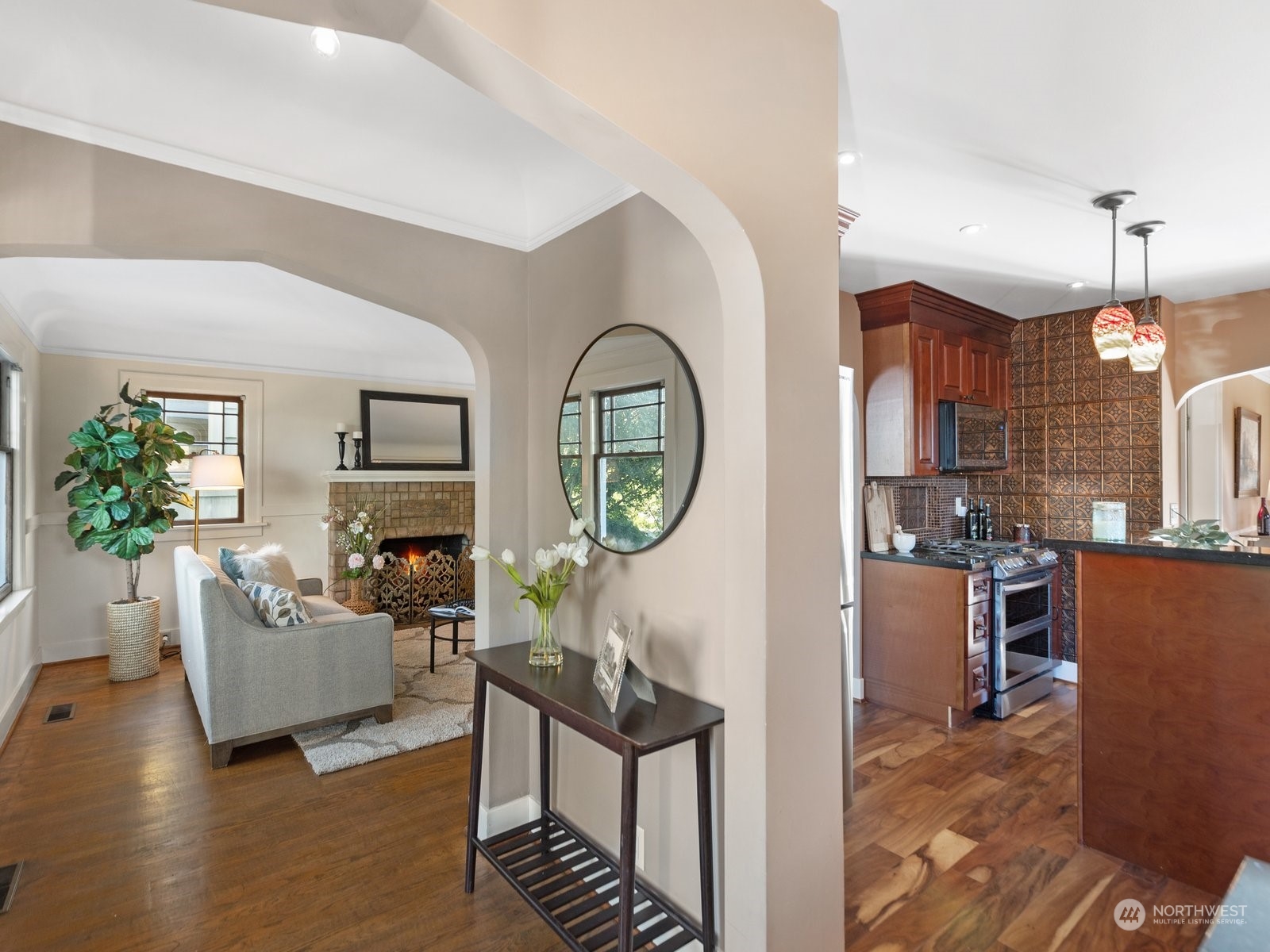 property viewer photo 8