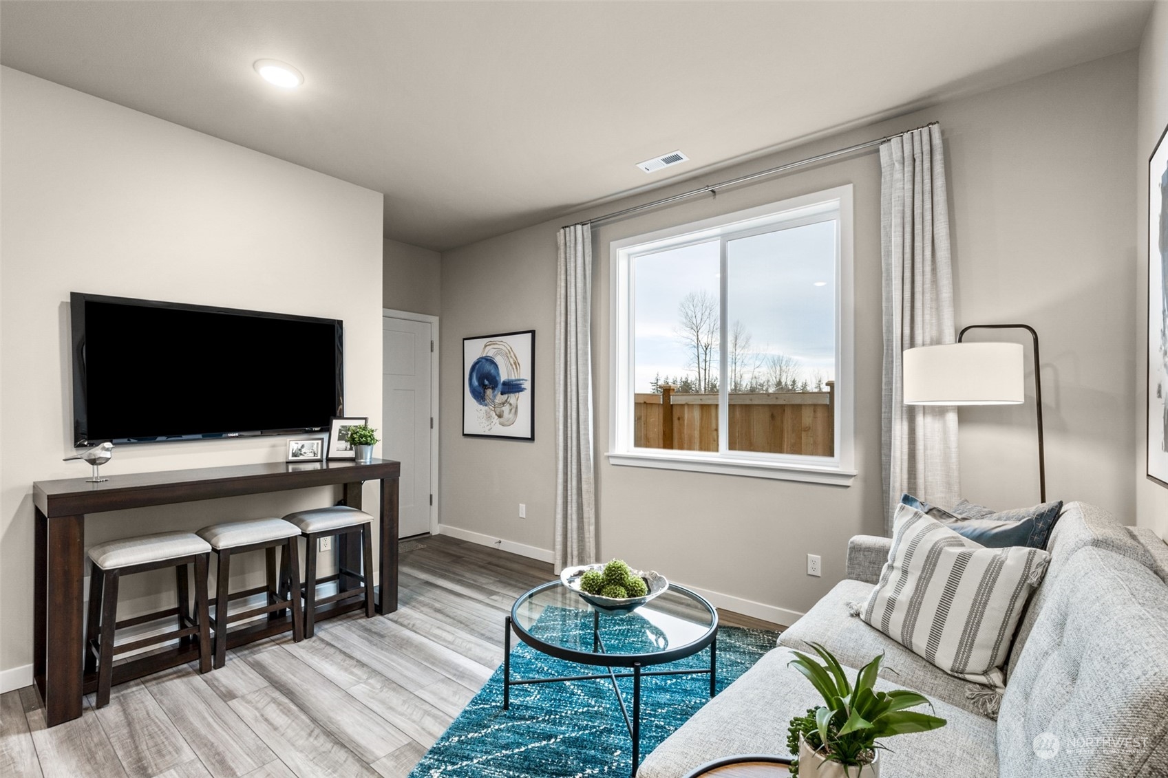 property viewer photo 18