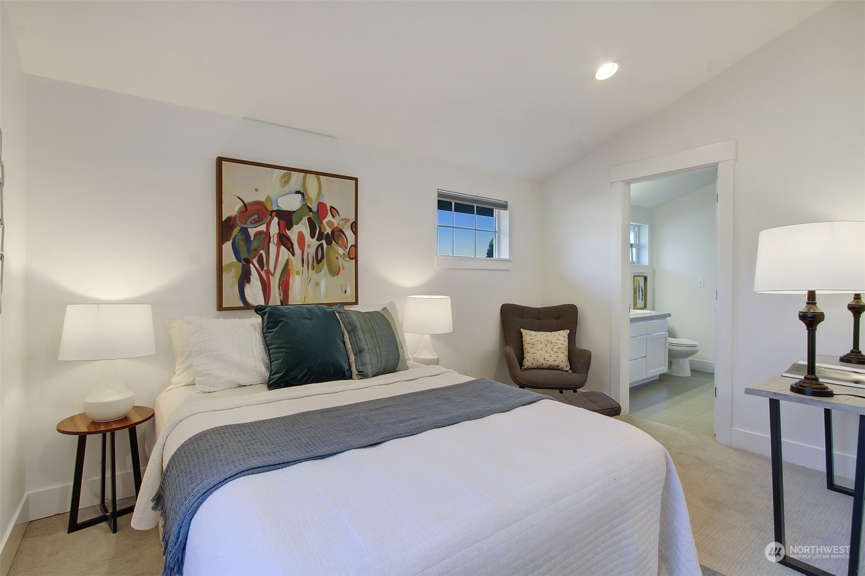 property viewer photo 16