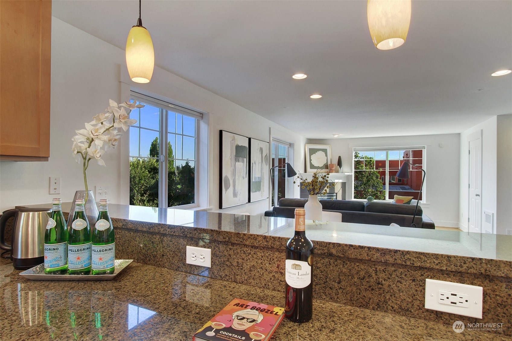 property viewer photo 5