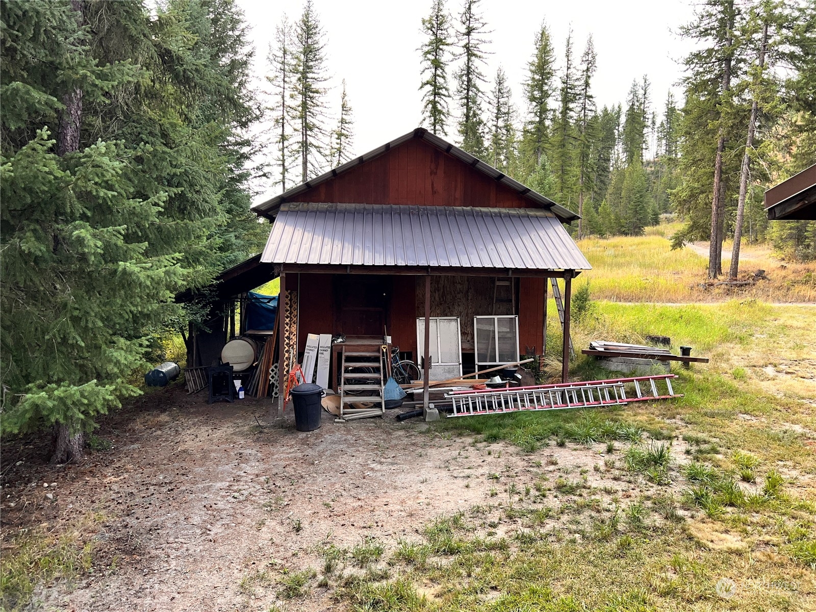 main property photo 26