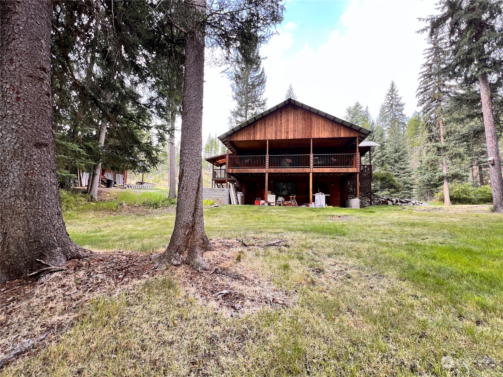main property photo 32