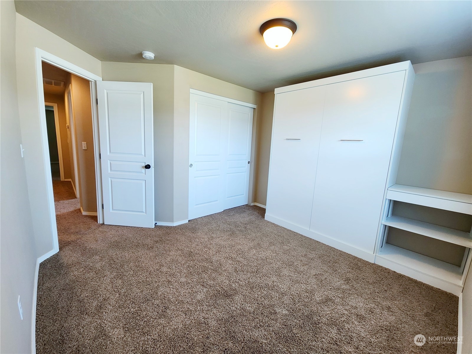 property viewer photo 10