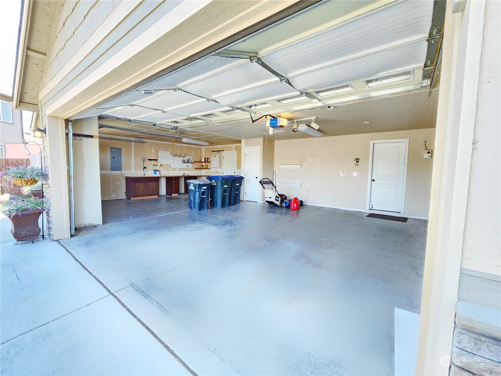 property viewer photo 17