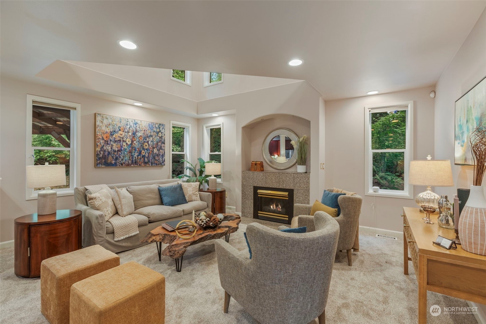 property viewer photo 15
