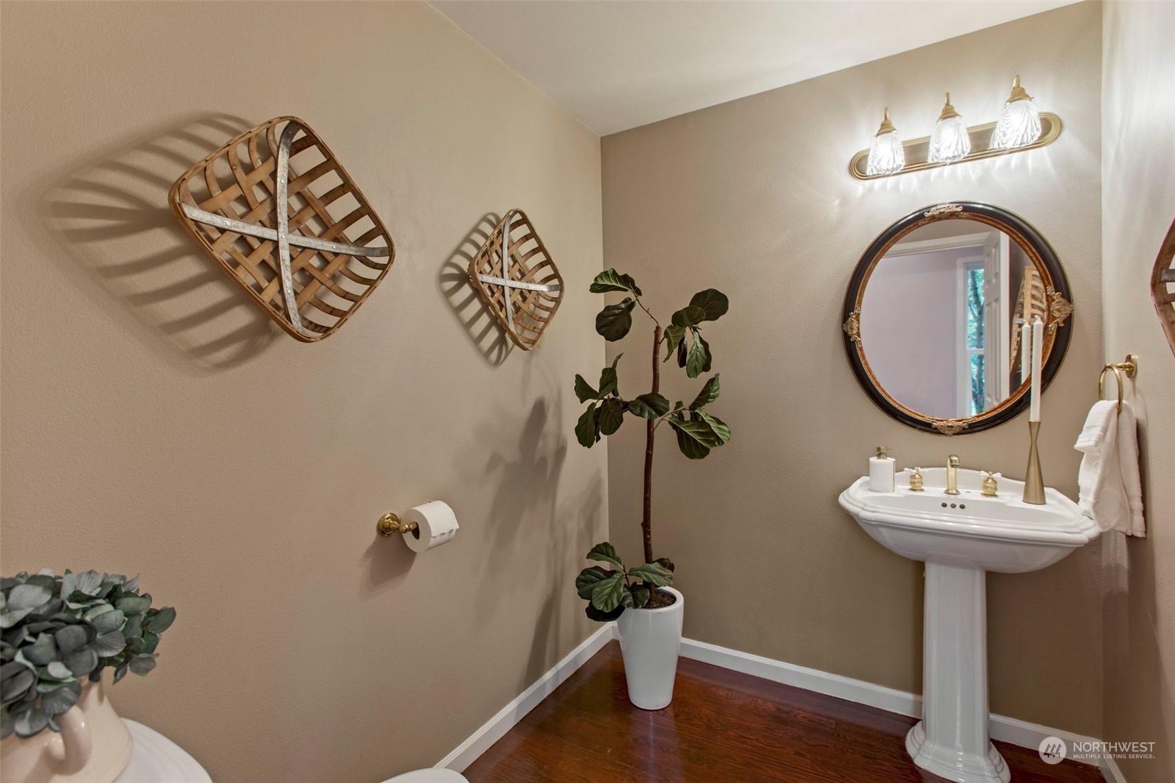 property viewer photo 27