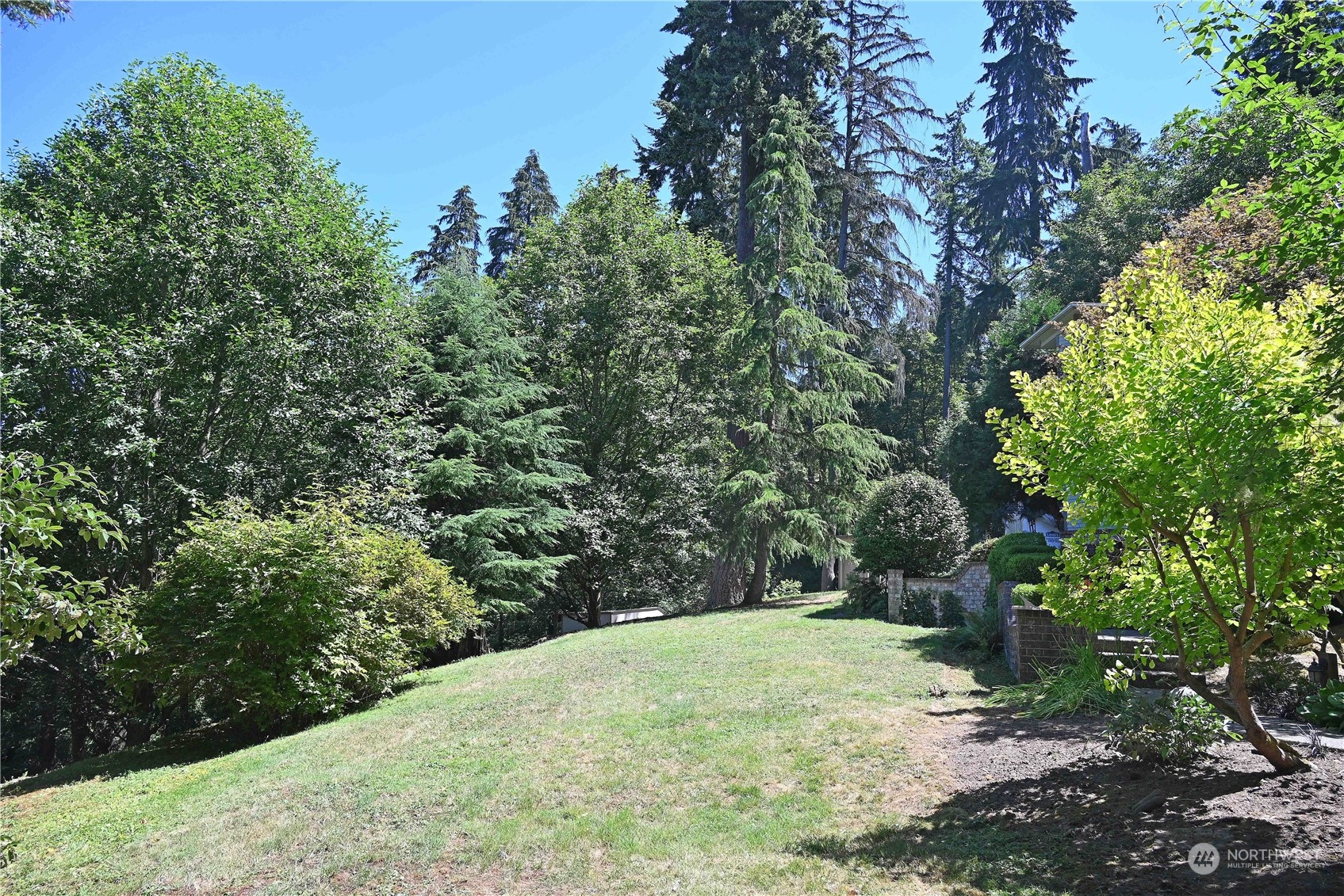 property viewer photo 34
