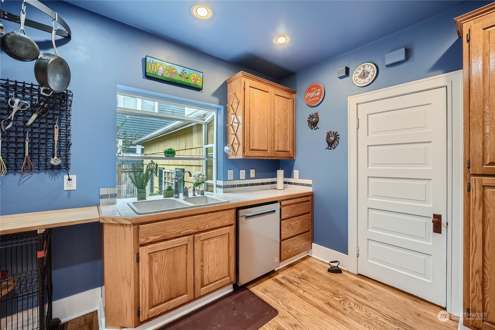 property viewer photo 12