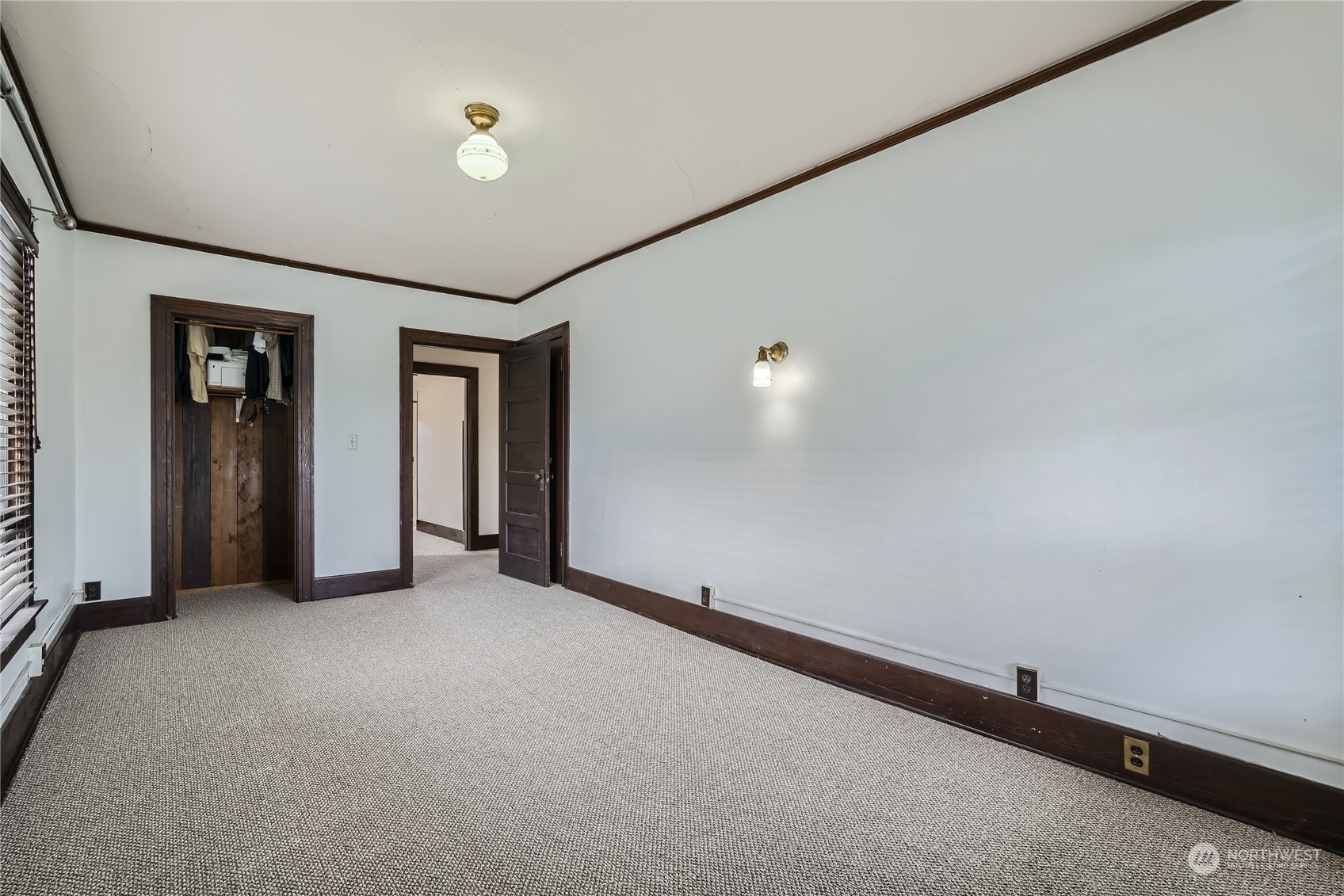 property viewer photo 28