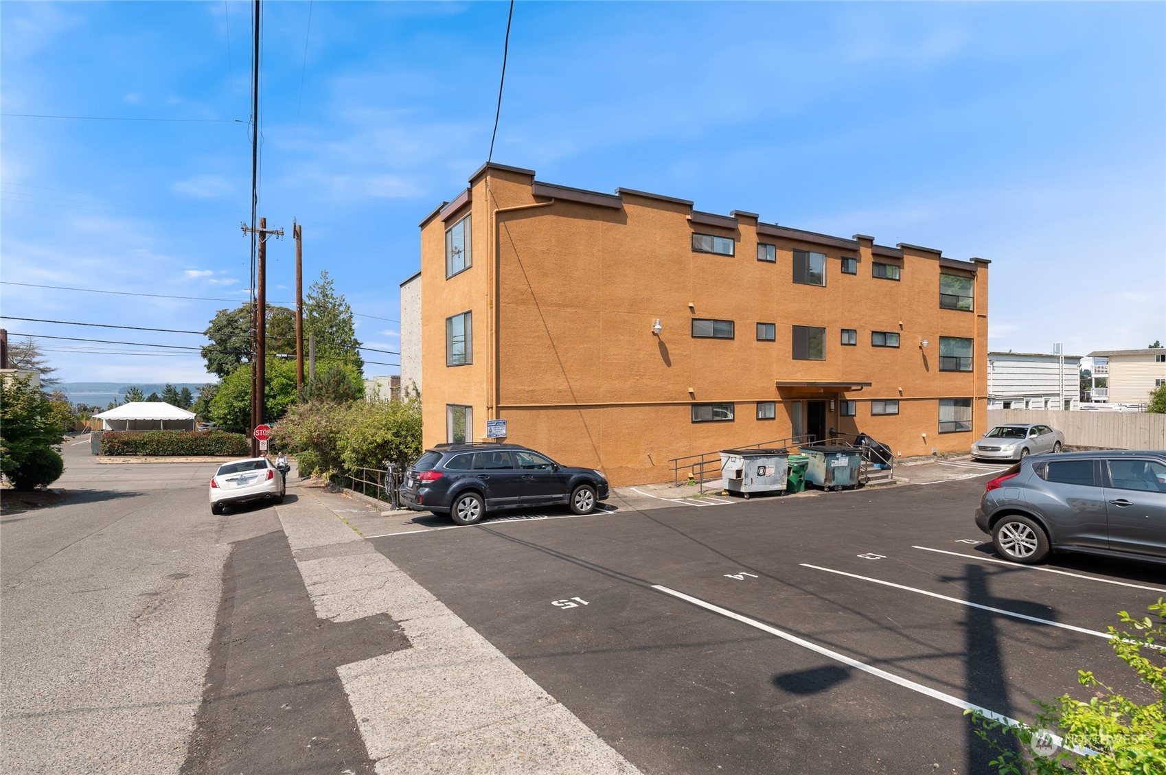 property viewer photo 8