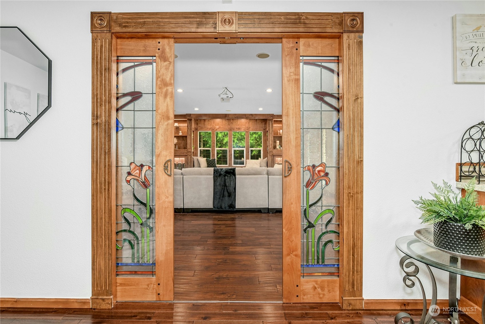 property viewer photo 12