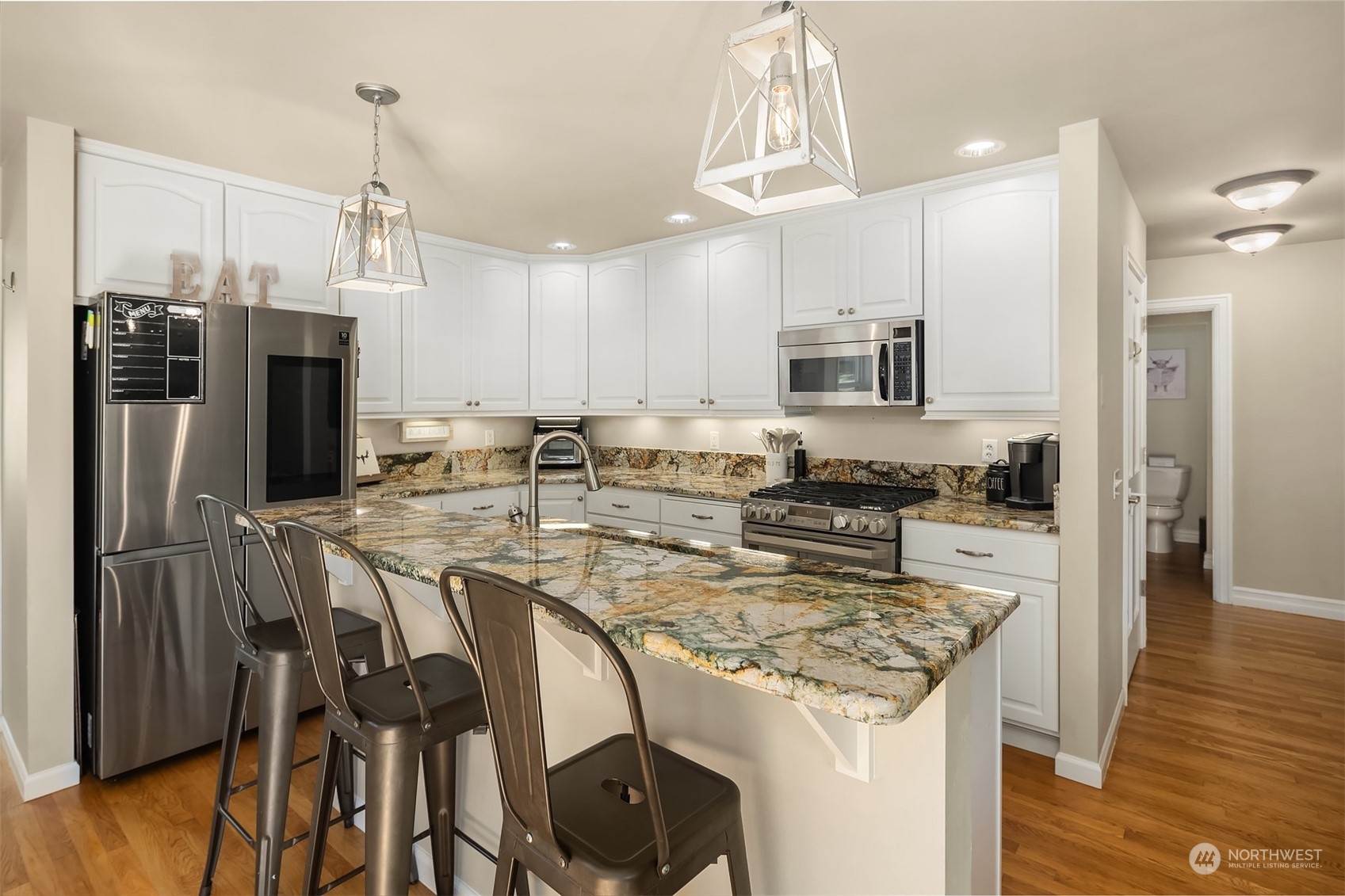 property viewer photo 12