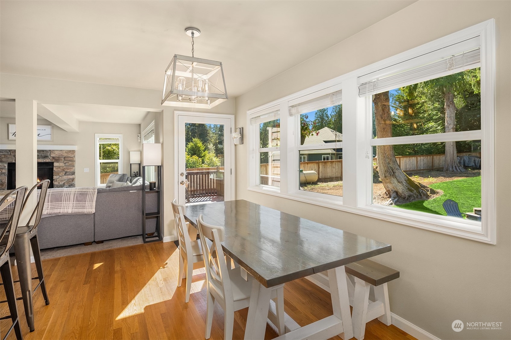 property viewer photo 13
