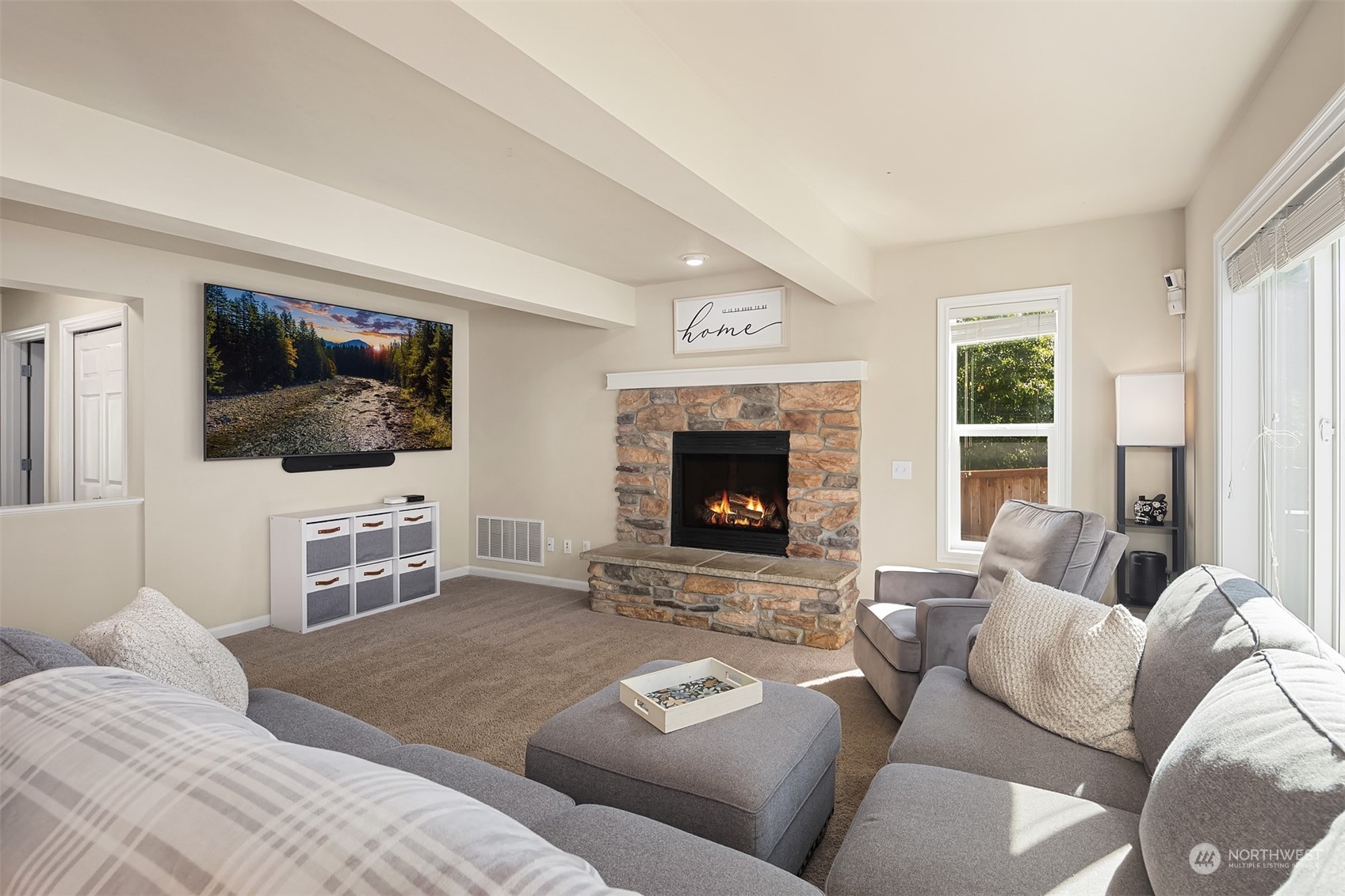 property viewer photo 17