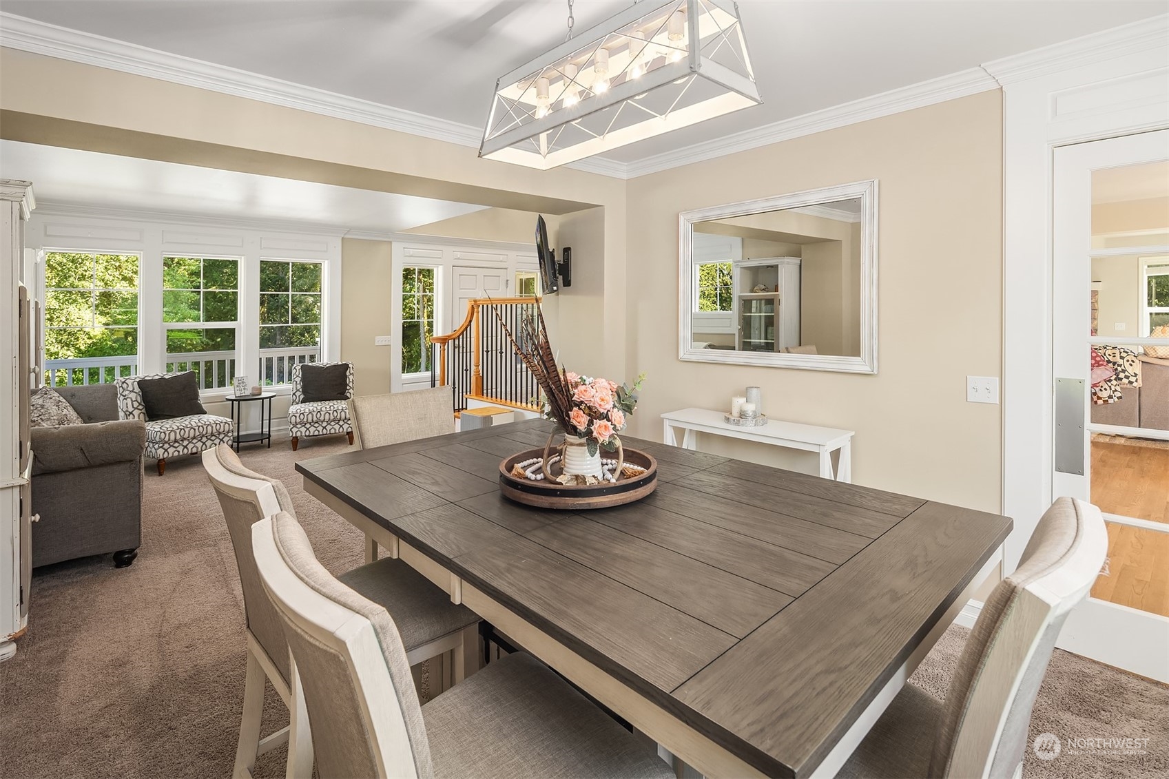 property viewer photo 6