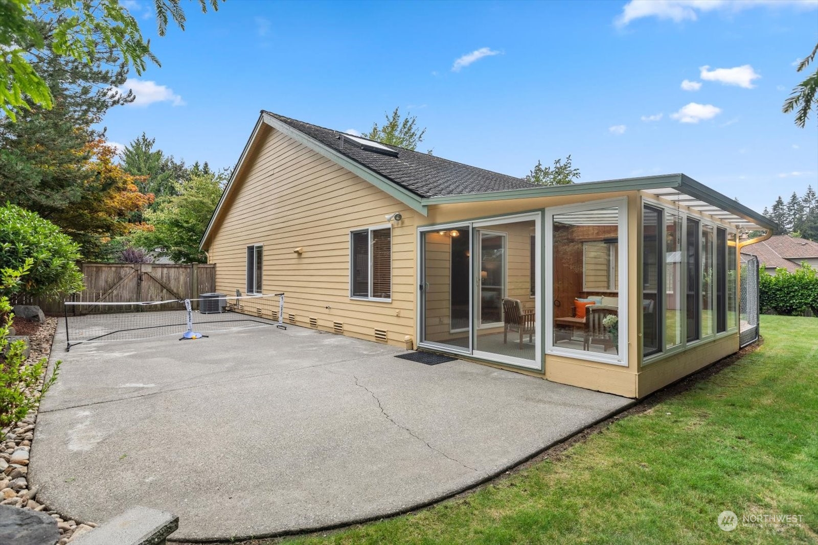 property viewer photo 29