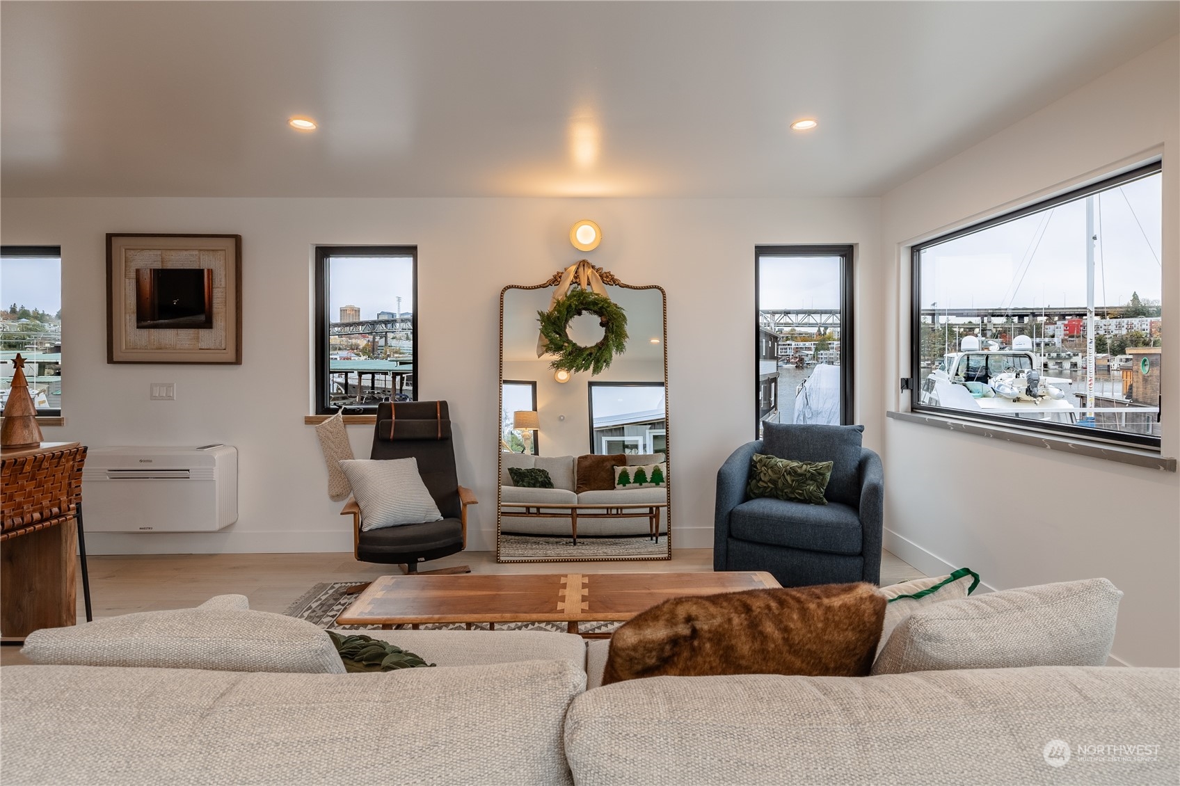 property viewer photo 15