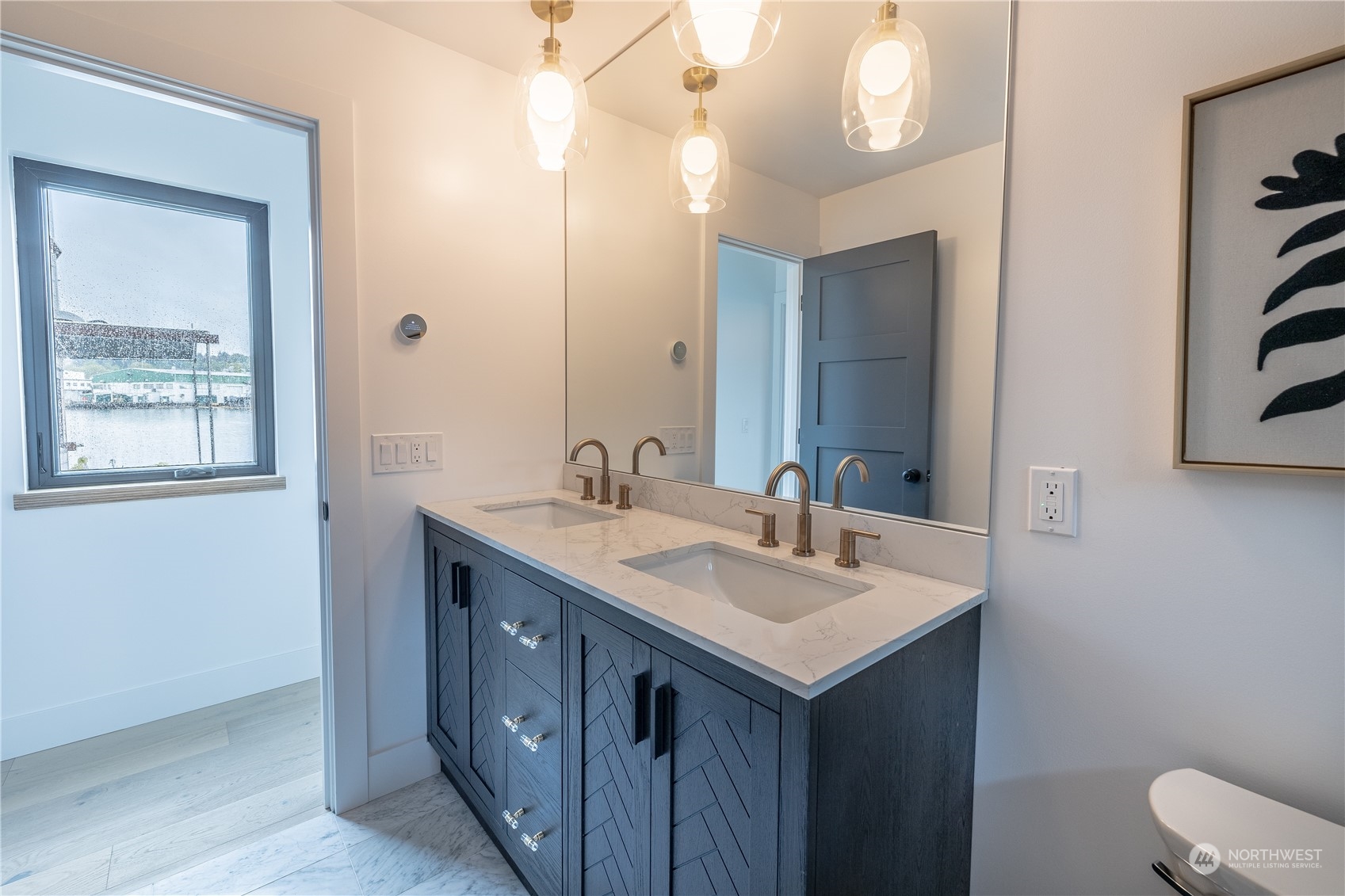 property viewer photo 26