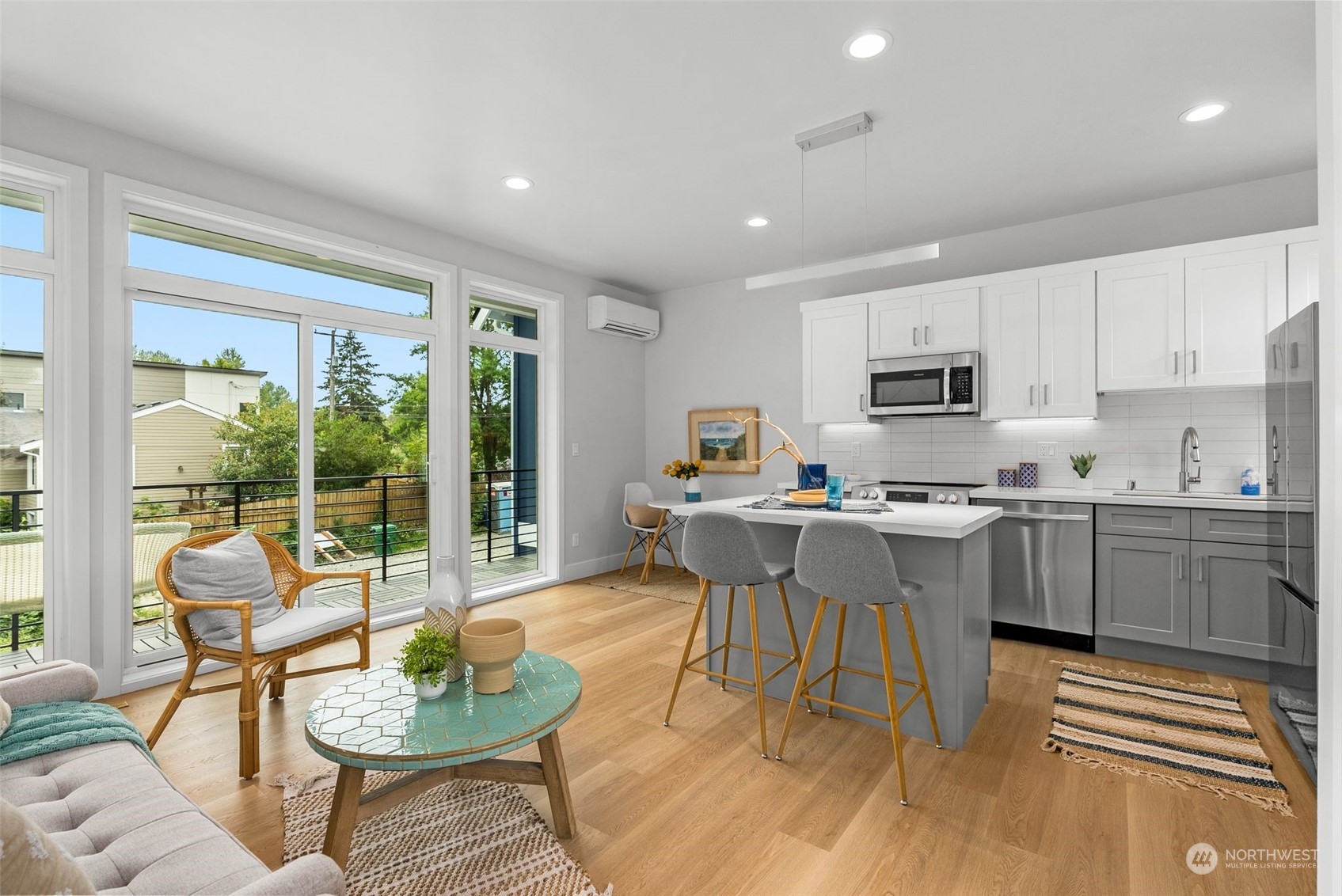 property viewer photo 1