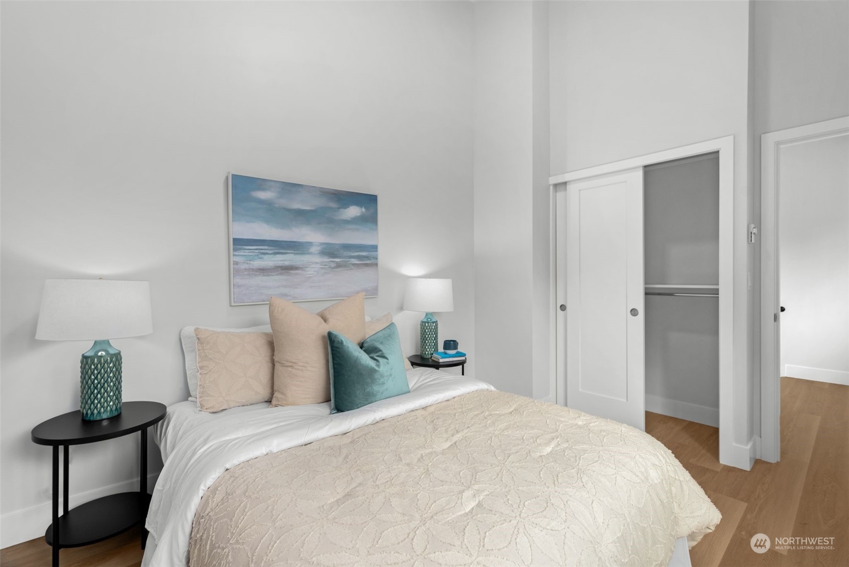 property viewer photo 12