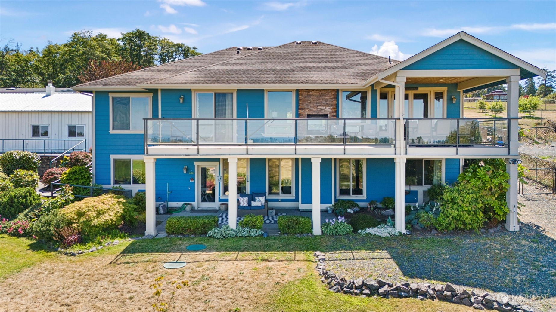 property viewer photo 1