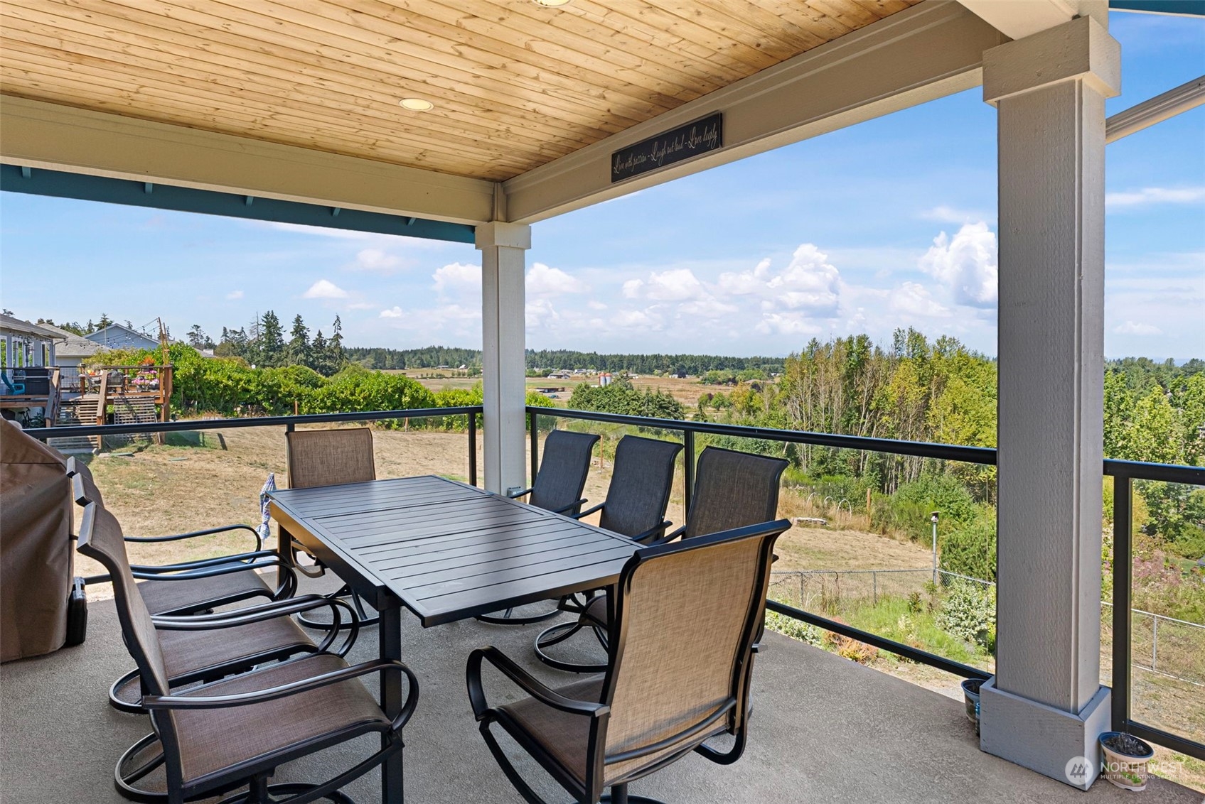 property viewer photo 12