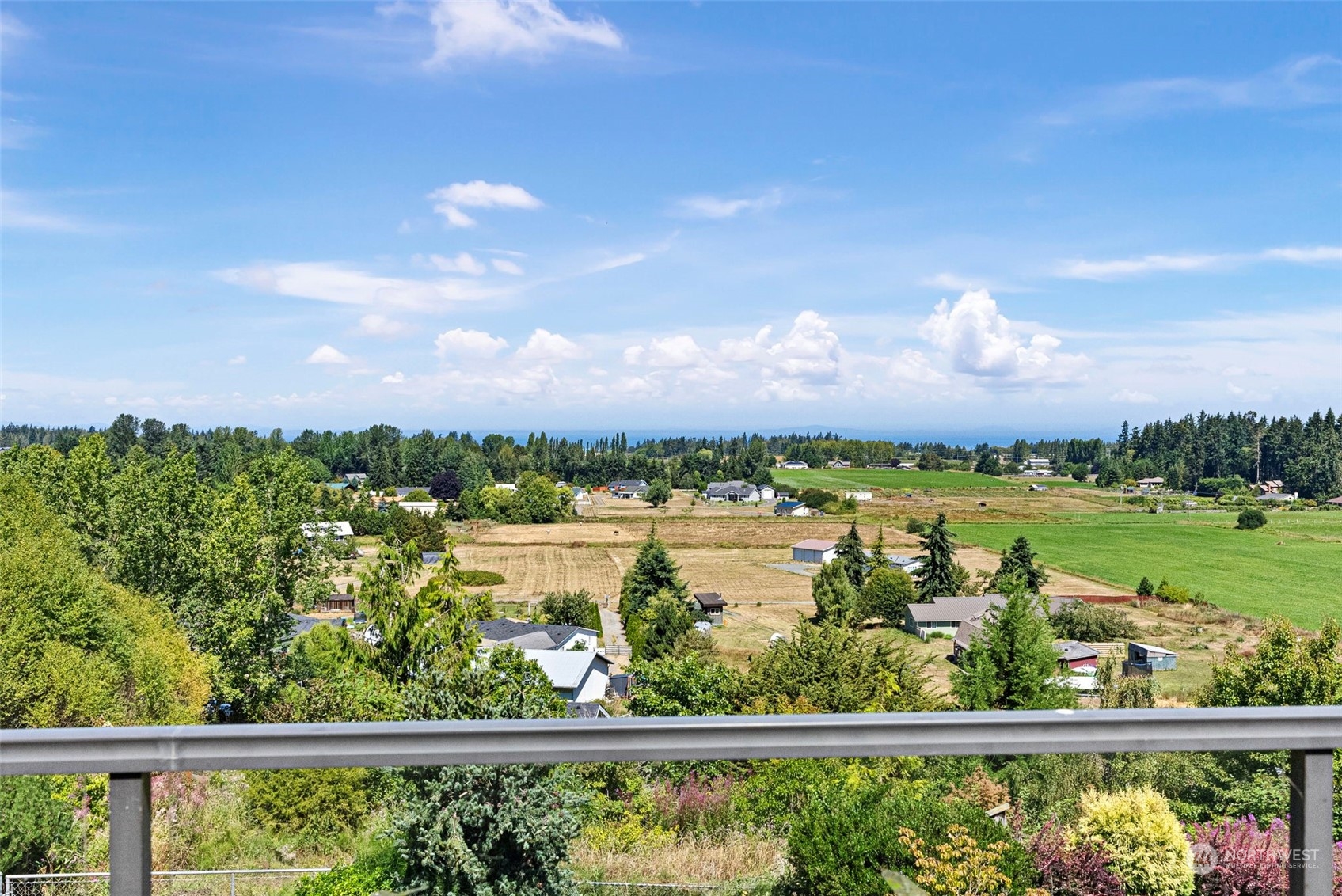 property viewer photo 13