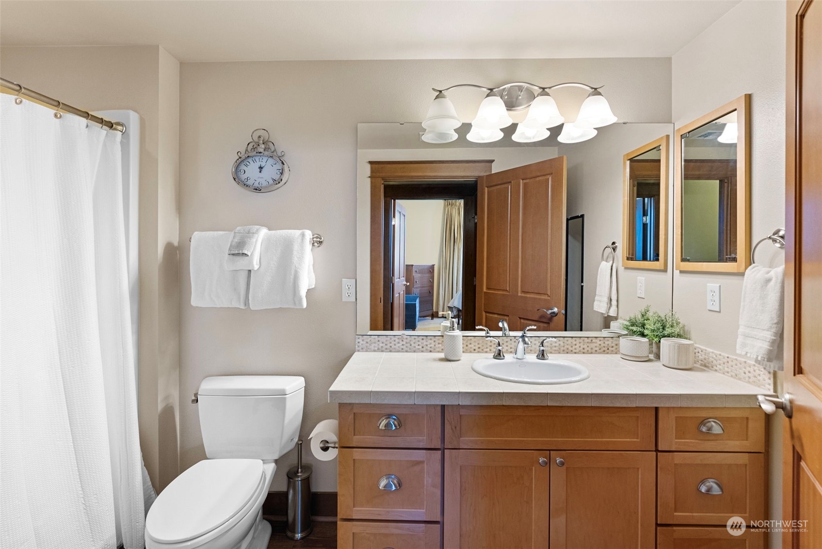 property viewer photo 30