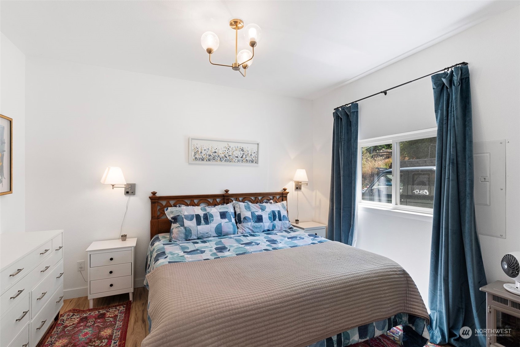 property viewer photo 36