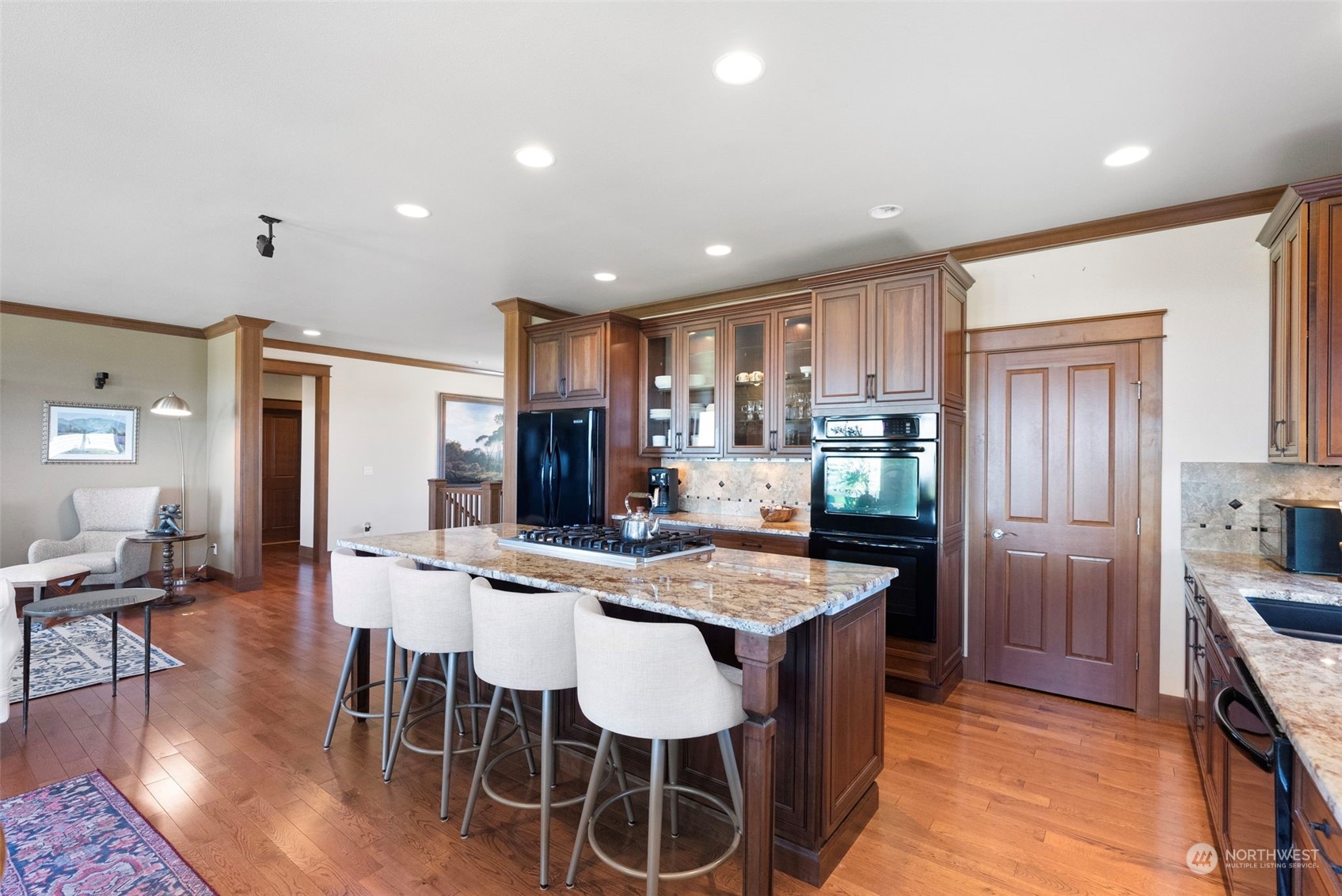 property viewer photo 6